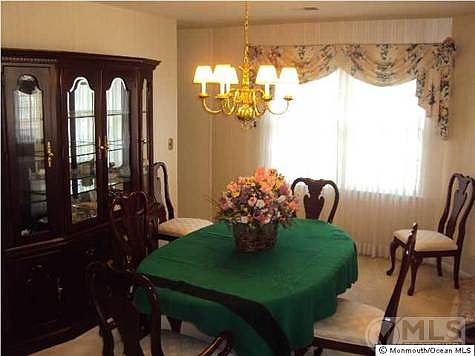 3rd image of 1838 Sweetbay Dr