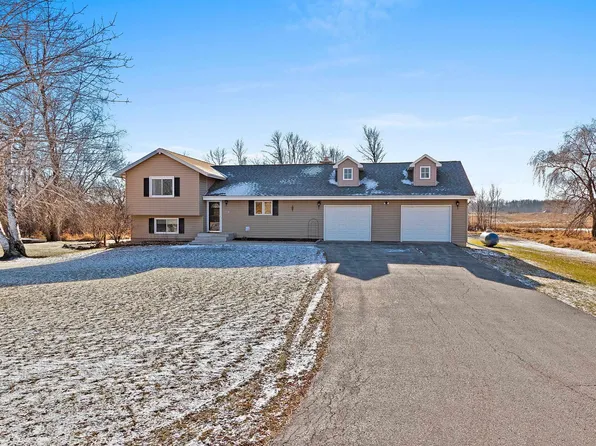 W6811 Rock Rd, Hortonville, WI 54944