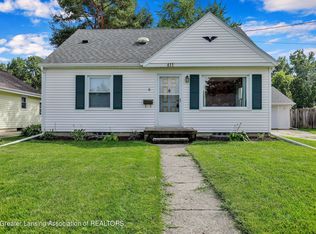 411 W Hodge Ave, Lansing, MI 48910