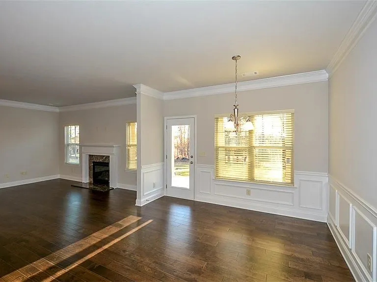 3319 Mulberry Cove Way — Photo 10
