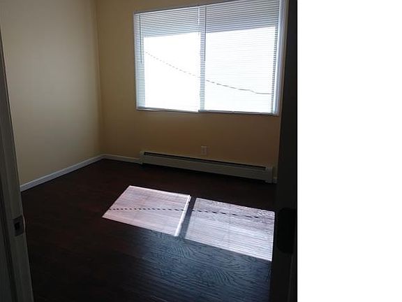 5th image of 3120 Meriday Ln APT 203