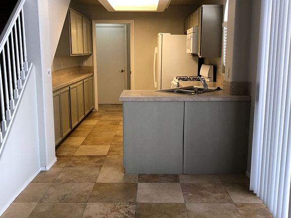 4th image of 3439 Bankside Dr #1