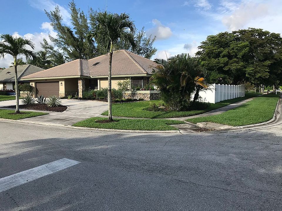 2nd image of 8710 Vista Del Boca Dr