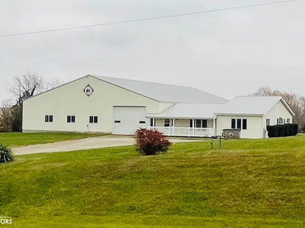 2170 Urbana Ave, Rose Hill, IA 52586