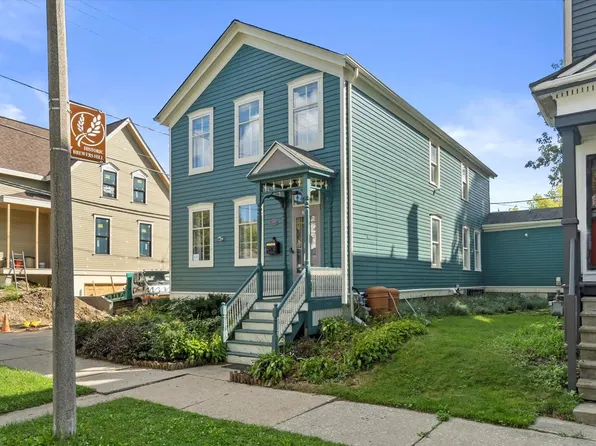 125 West Brown STREET, Milwaukee, WI 53212