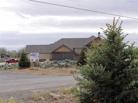 3rd image of 4070 N 3403 E Haven Lane Blue Mountain Rdg