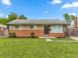 29572 Thomas Cir, Inkster, MI 48141
