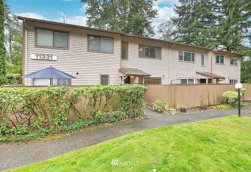 1st image of 11331 SE 209th Ln APT 25