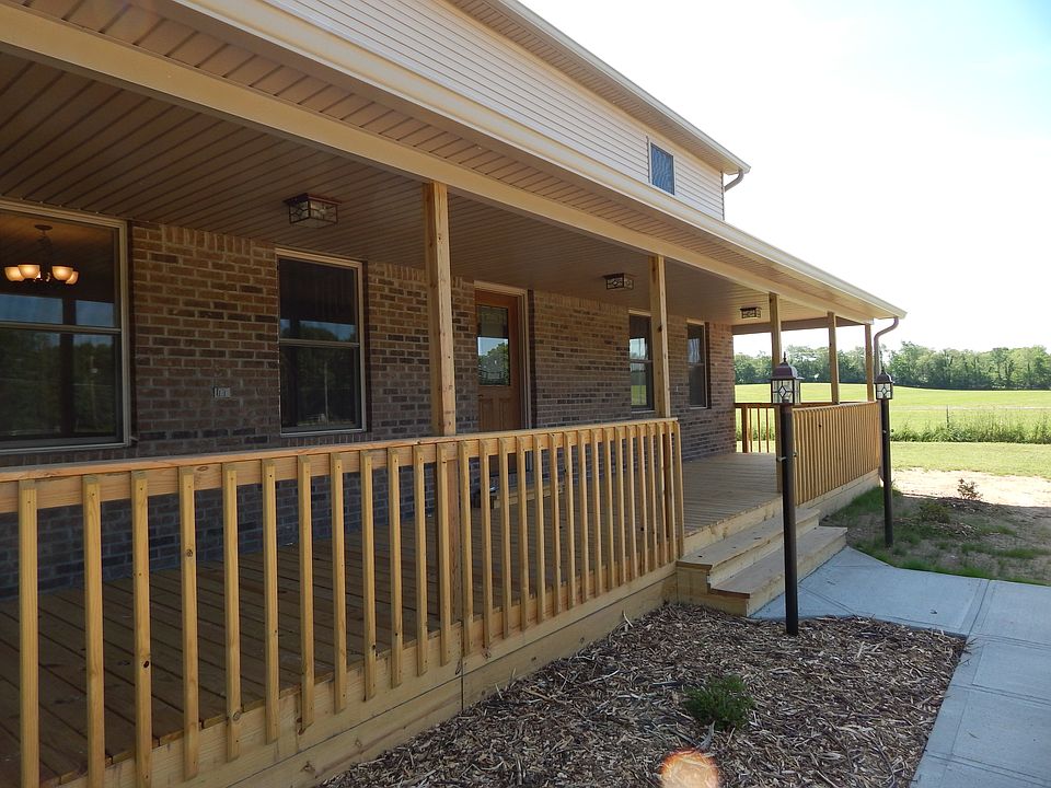 2nd image of 11200 N Carthage Pike