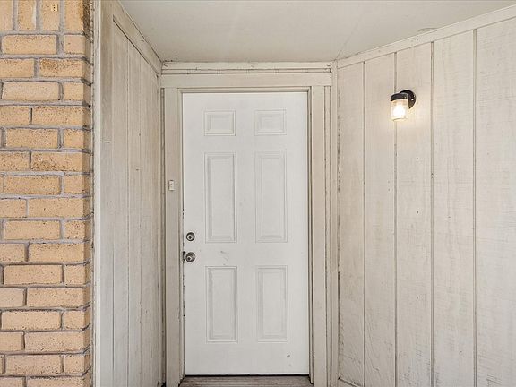2nd image of 10710 Staghill Dr