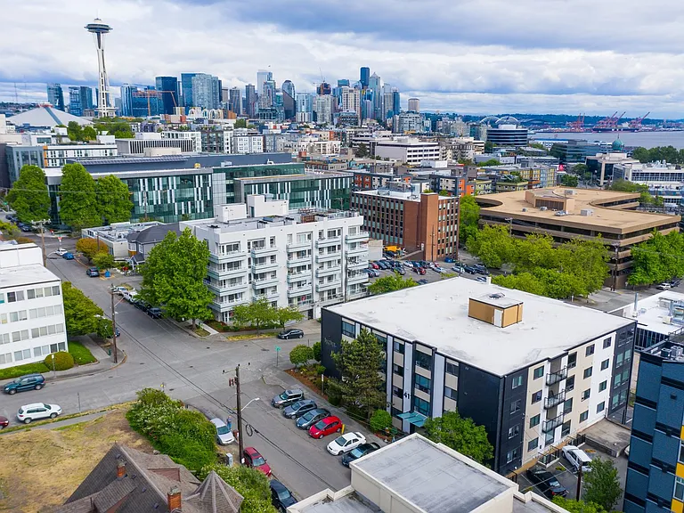 The Puget Vista Apartments — Photo 11
