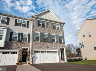 311 Chestnut Ct, Langhorne, PA 19047
