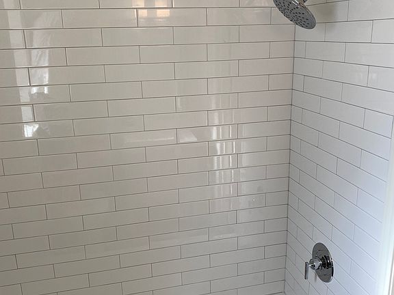 4th image of 8514 Stanford Ave