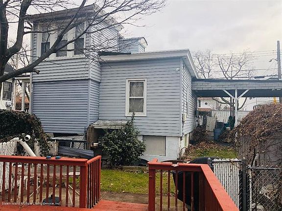 5th image of 48 Tacoma St