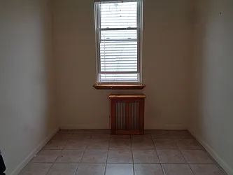 Rented by Zikos Realty Services