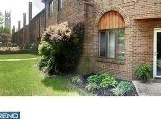 24 Servan Ct, Wilmington, DE 19805