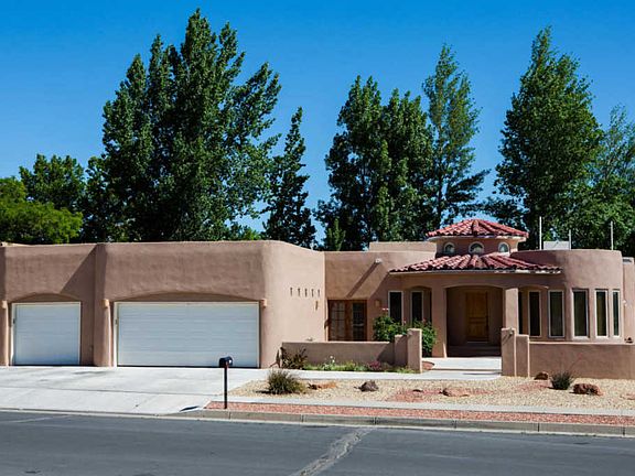 2nd image of 6105 Sierra Linda Ave NW