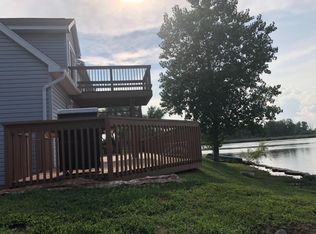 35595 Leland St, Brownstown, MI 48173