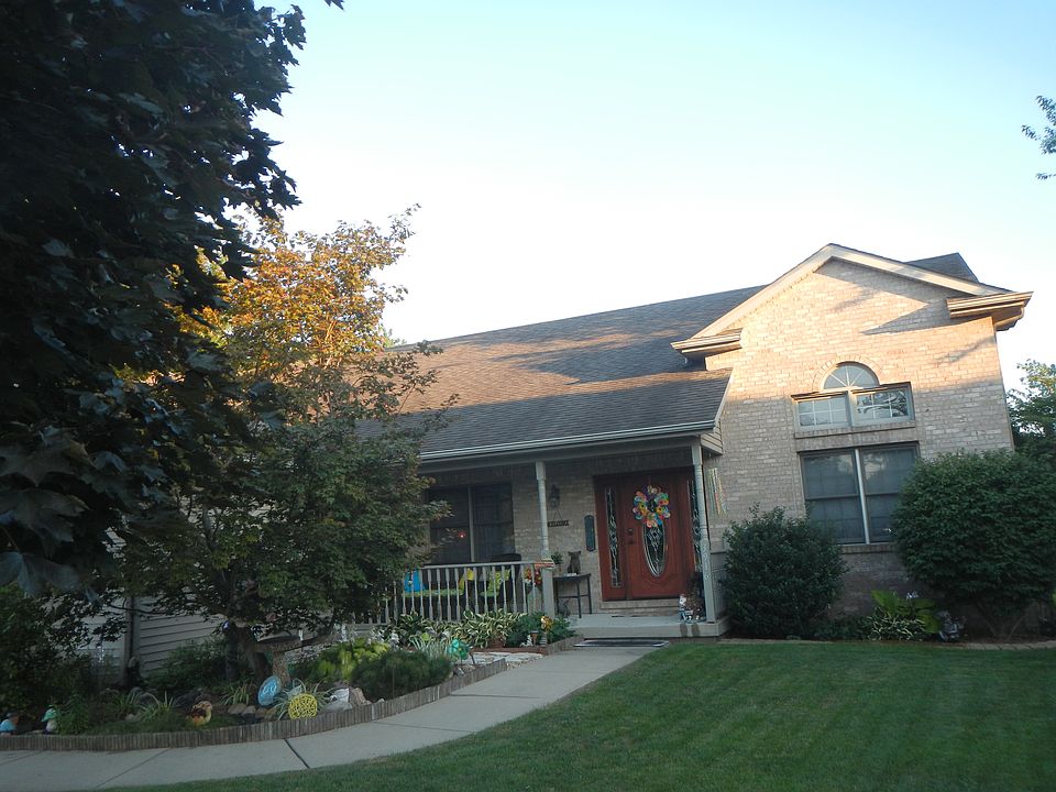 Front (Gorgeous)