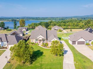 19 River Bend Rd, Mayflower, AR 72106