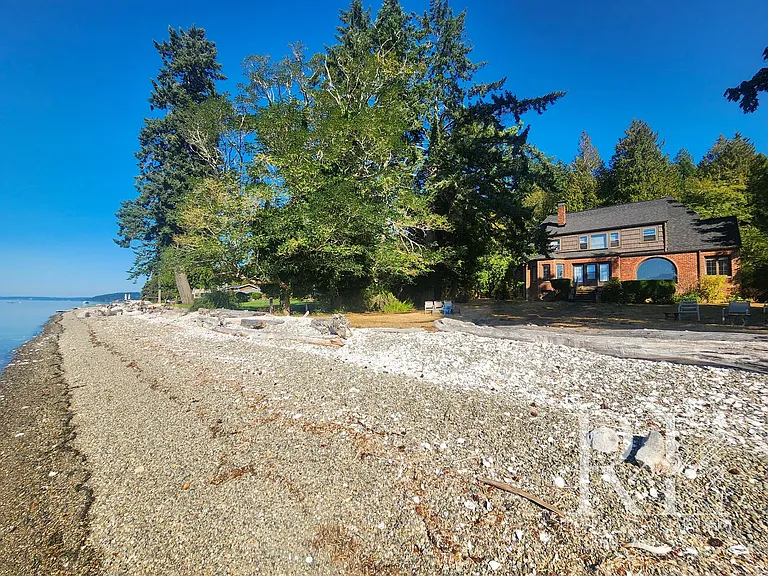 9053 Sunset Ln NW — Photo 10
