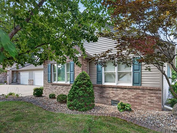 3rd image of 36 Korte Dr