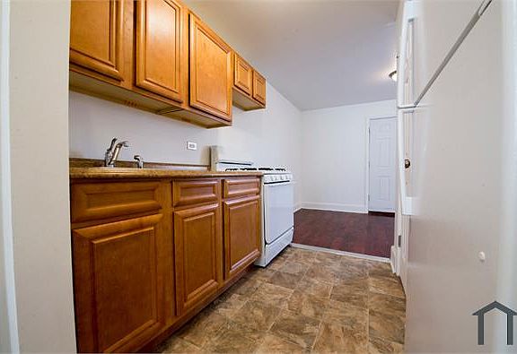 4th image of 6626 S Wabash Ave