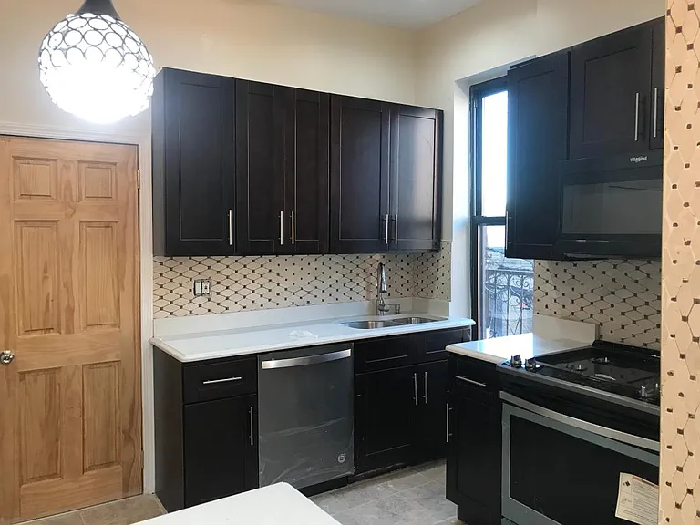 5443 Metropolitan Ave #3 — Photo 3