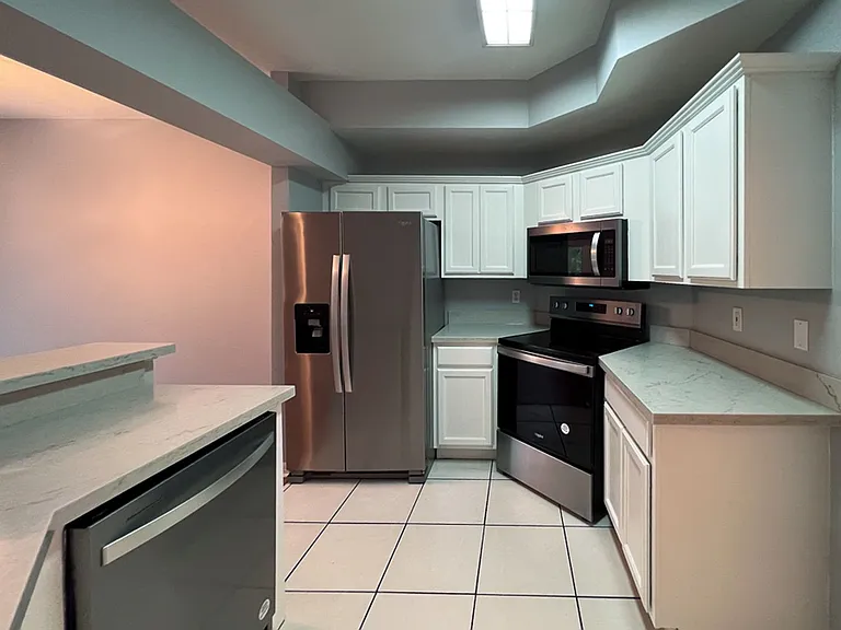 5048 NW 1st Pl — Photo 8