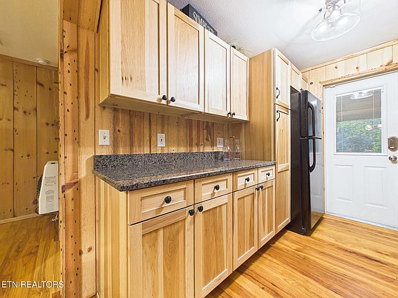 32nd image of 113 Rivendell Ln