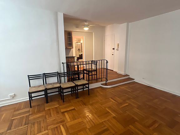 4th image of 9850 63rd Dr APT 3E