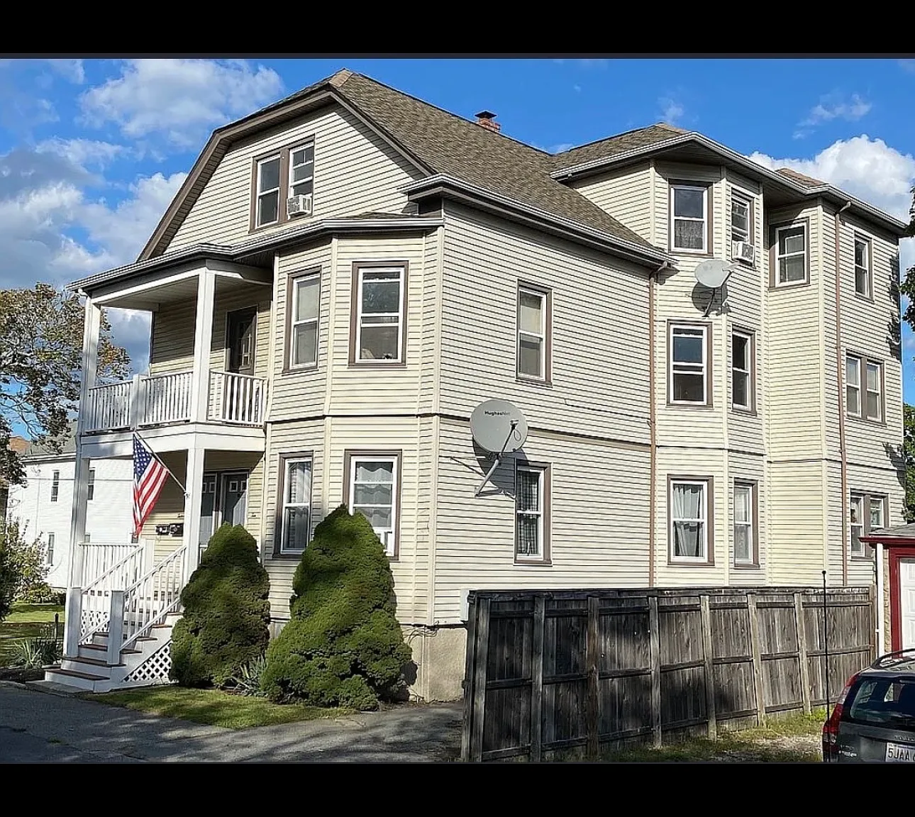 8 bed, 3475 sqft, $1,650 — Photo 4