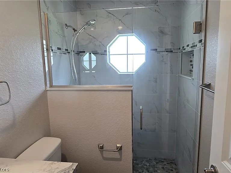 4410 Lake Haven Blvd — Photo 19