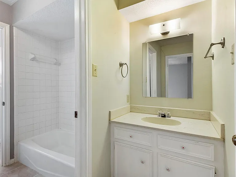 22418 Prince George St — Photo 29