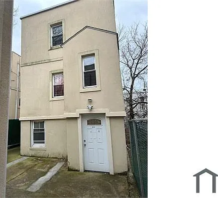 1 bed, 434 sqft, $2,640 — Photo 3