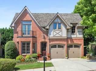 6380 Cotswold Ln, Sandy Springs, GA 30328