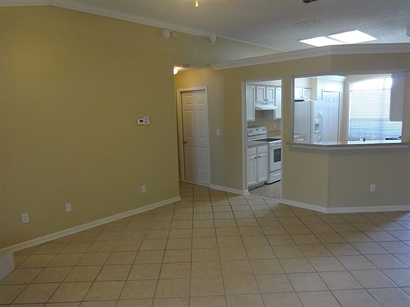 4th image of 13024 Staffordshire Dr S
