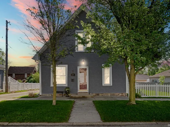 110 N Plymouth St, Culver, IN 46511