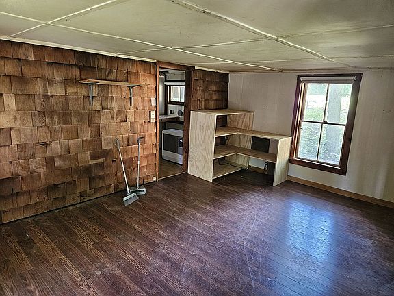 4th image of 12 Willis Way