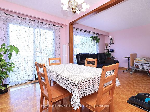 4th image of 239 Beta St