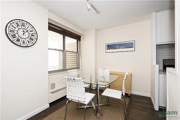 Sold by Akam Sales and Brokerage | media 4