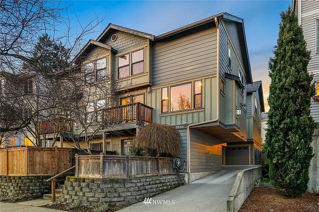 3 bed, 2.5 bath, 1340 sqft, $3,700 — Photo 1