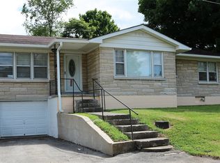 202 E High St, Hodgenville, KY 42748