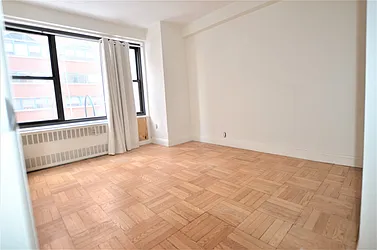 Rented by Manhattan Realty Group