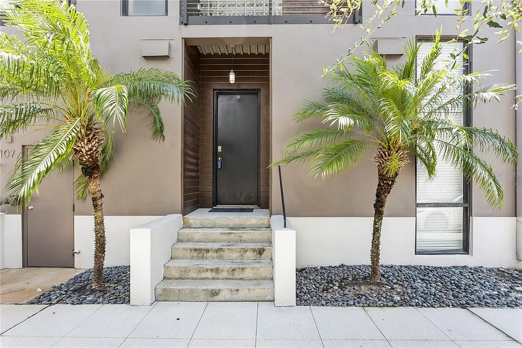 1 bed, 1.5 bath, 1080 sqft, $3,000 — Photo 3