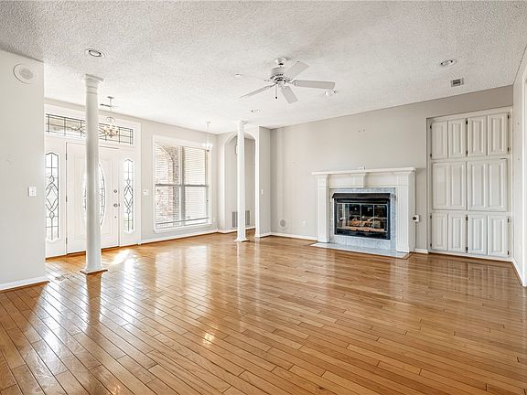4th image of 1209 W Mimosa St