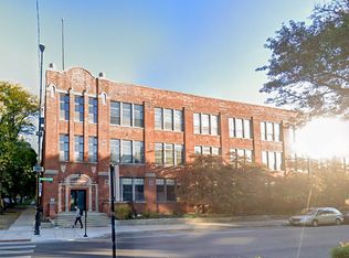 1700 W Irving Park Rd SUITE 105, Chicago, IL 60613