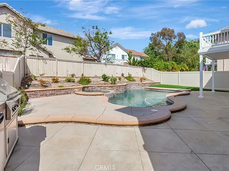 47 Creek View Rd — Photo 32