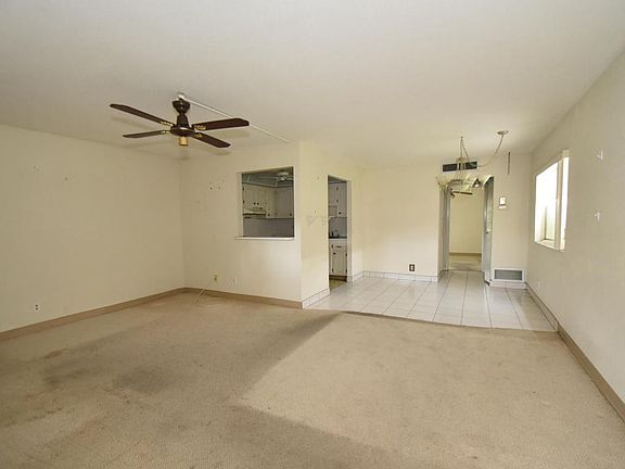 5th image of 454 Brittany Dr #J