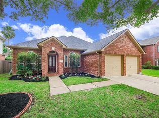 8214 Morning Dawn Dr, Houston, TX 77095